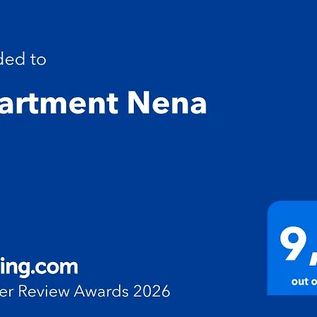 Nena - Spacious With Balcony And Free Parking *