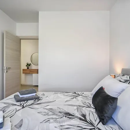 Apartment Nena Pula